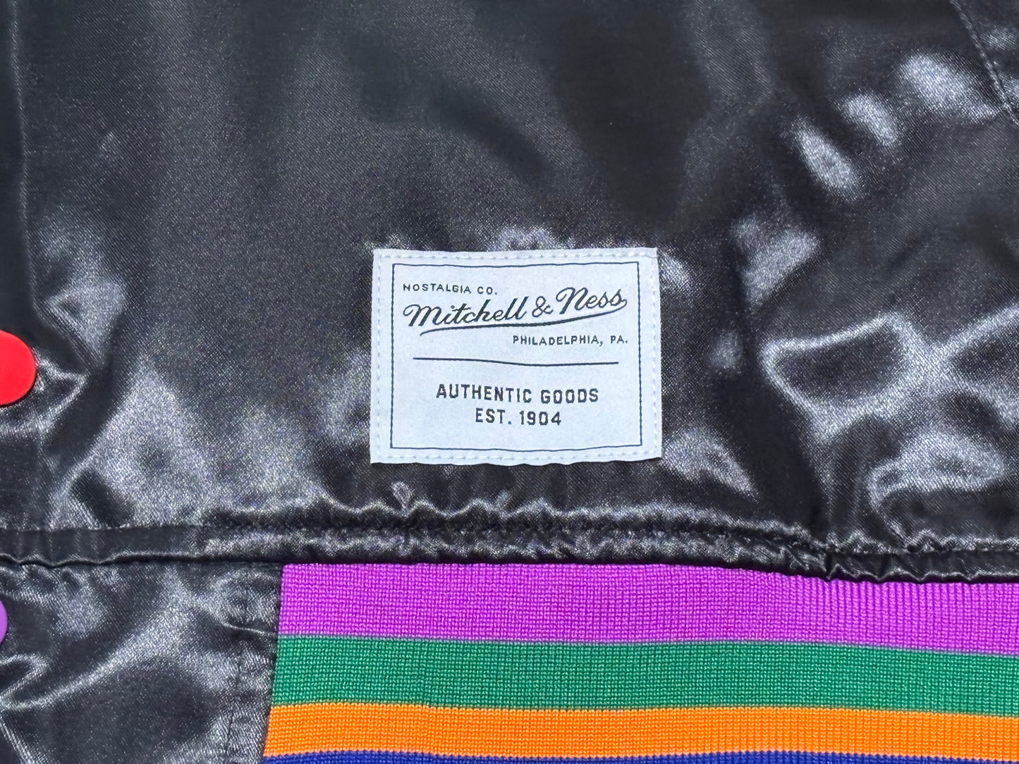 Mitchell & Ness Branded Sports Athletic Goods Pullover Long Sleeve Bomber Jacket Black Rainbow Striped Trim Cuffs Men’s Large L New NWOT
