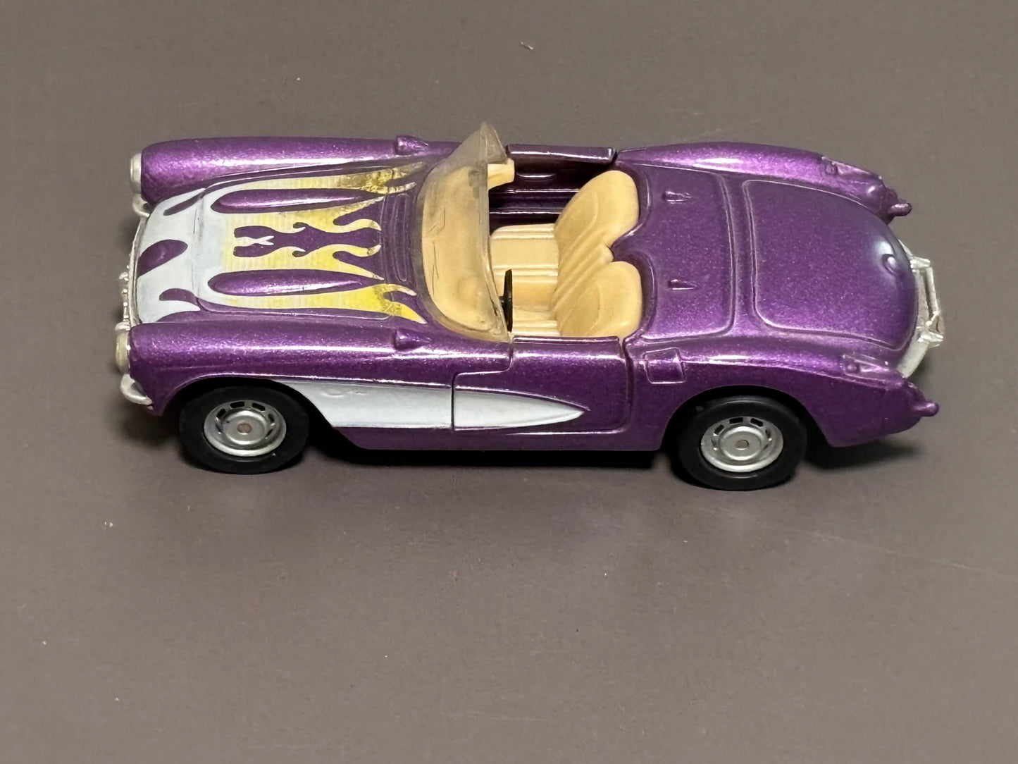 1957 Purple Yellow Convertible Corvette Die Cast MC Toys 1:39 Hot 57