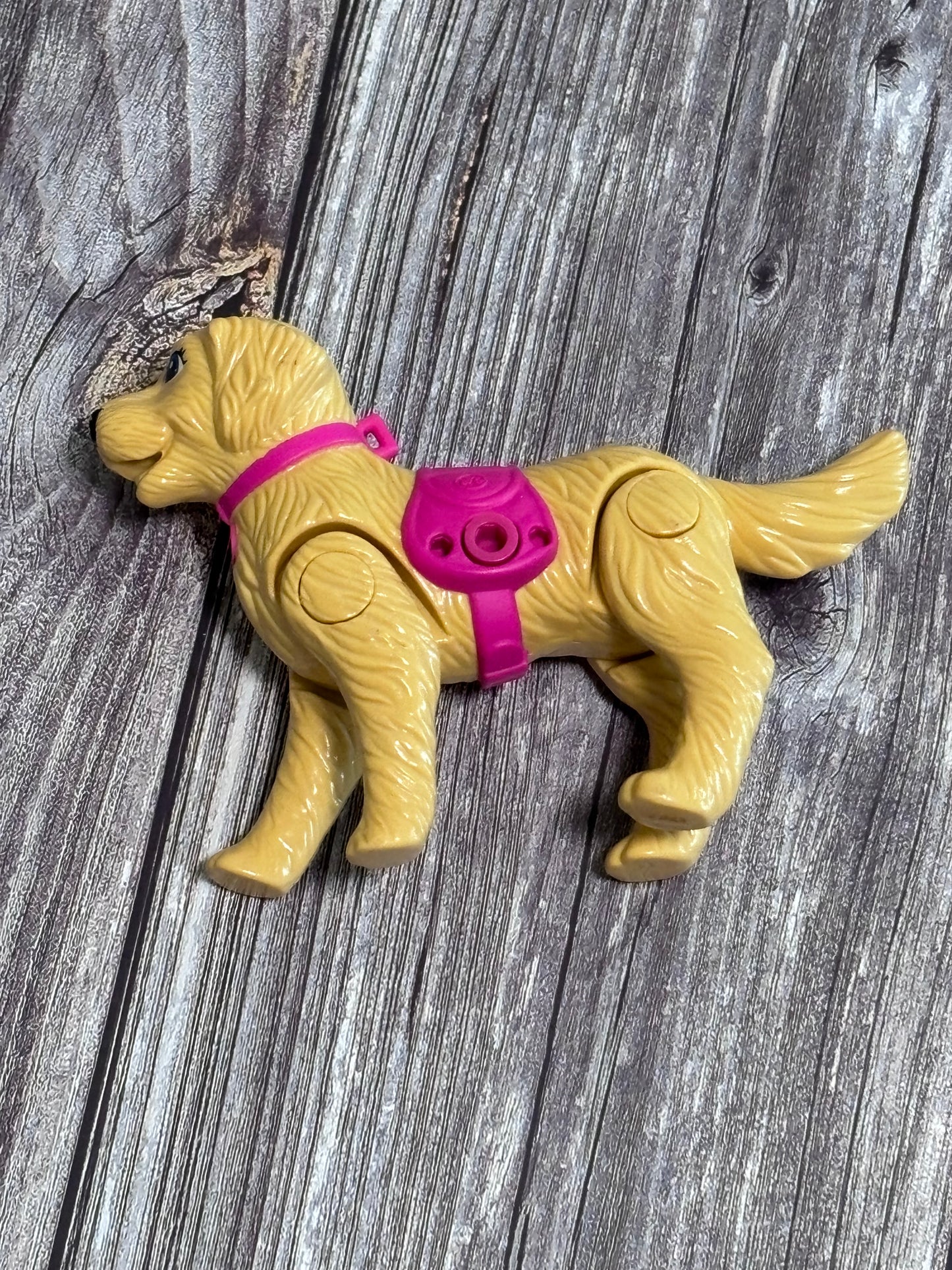 2010 Mattel Barbie's Pet Dog Strollin Pups Taffy Walking Golden Retriever Toy