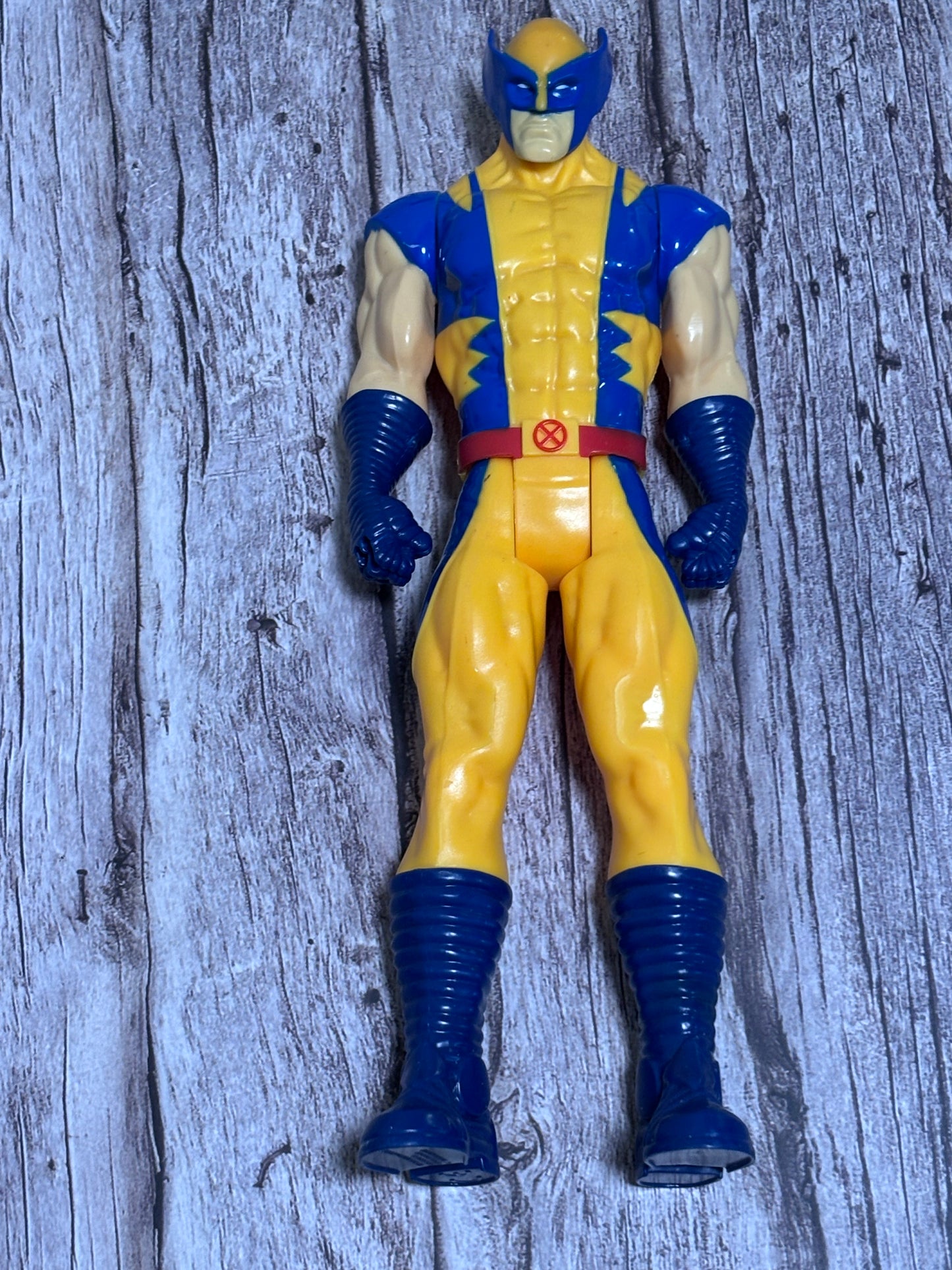 Hasbro Wolverine X Men 12 inch Titan Hero Series Action Figure Marvel 2013