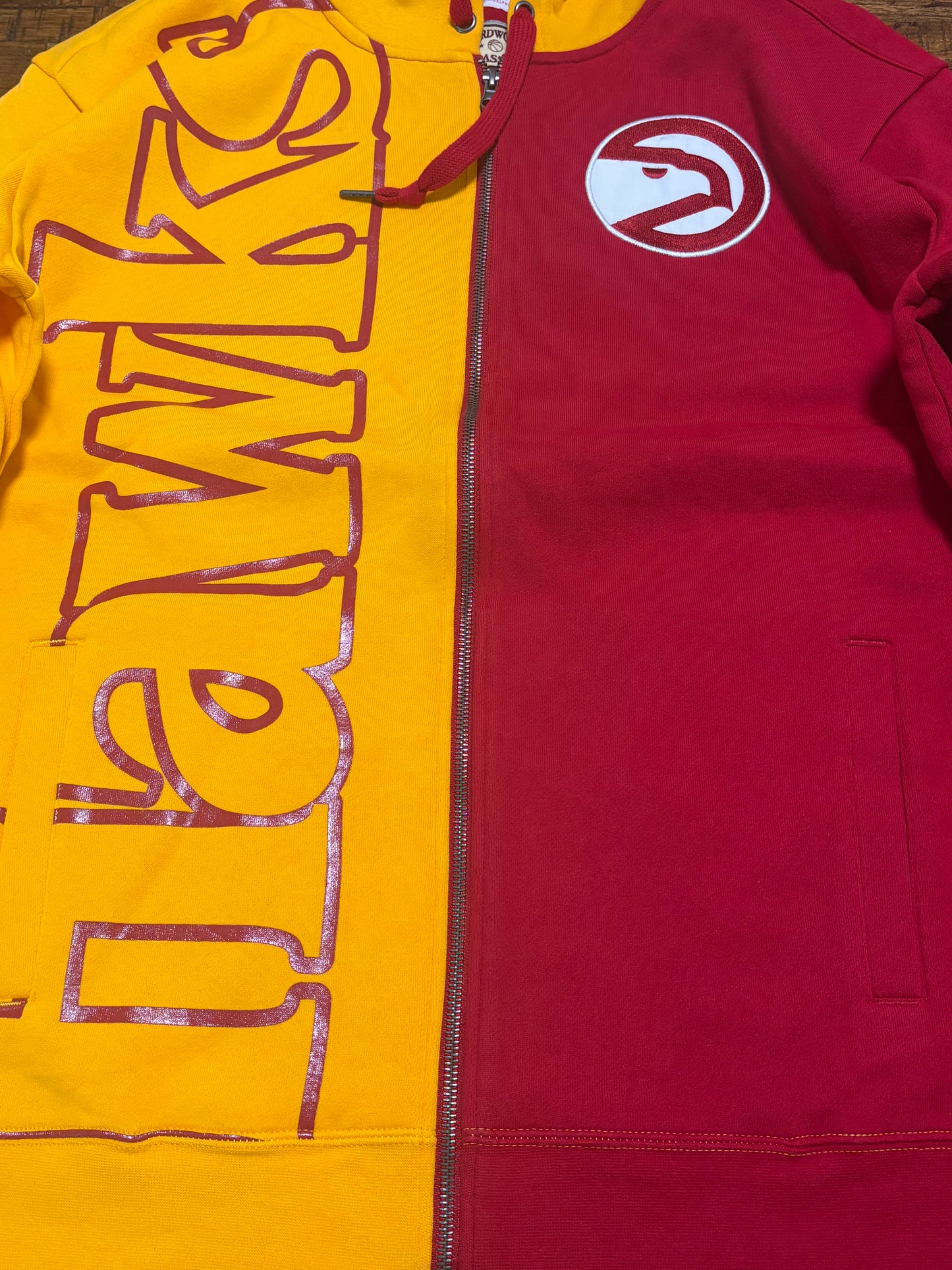 Atlanta Hawks Mitchell & Ness Hardwood Classic HWC NBA Retro Color Block Full Zipper Hoodie Hooded Sweat Shirt Red Yellow Gold Men’s Large L New NWT