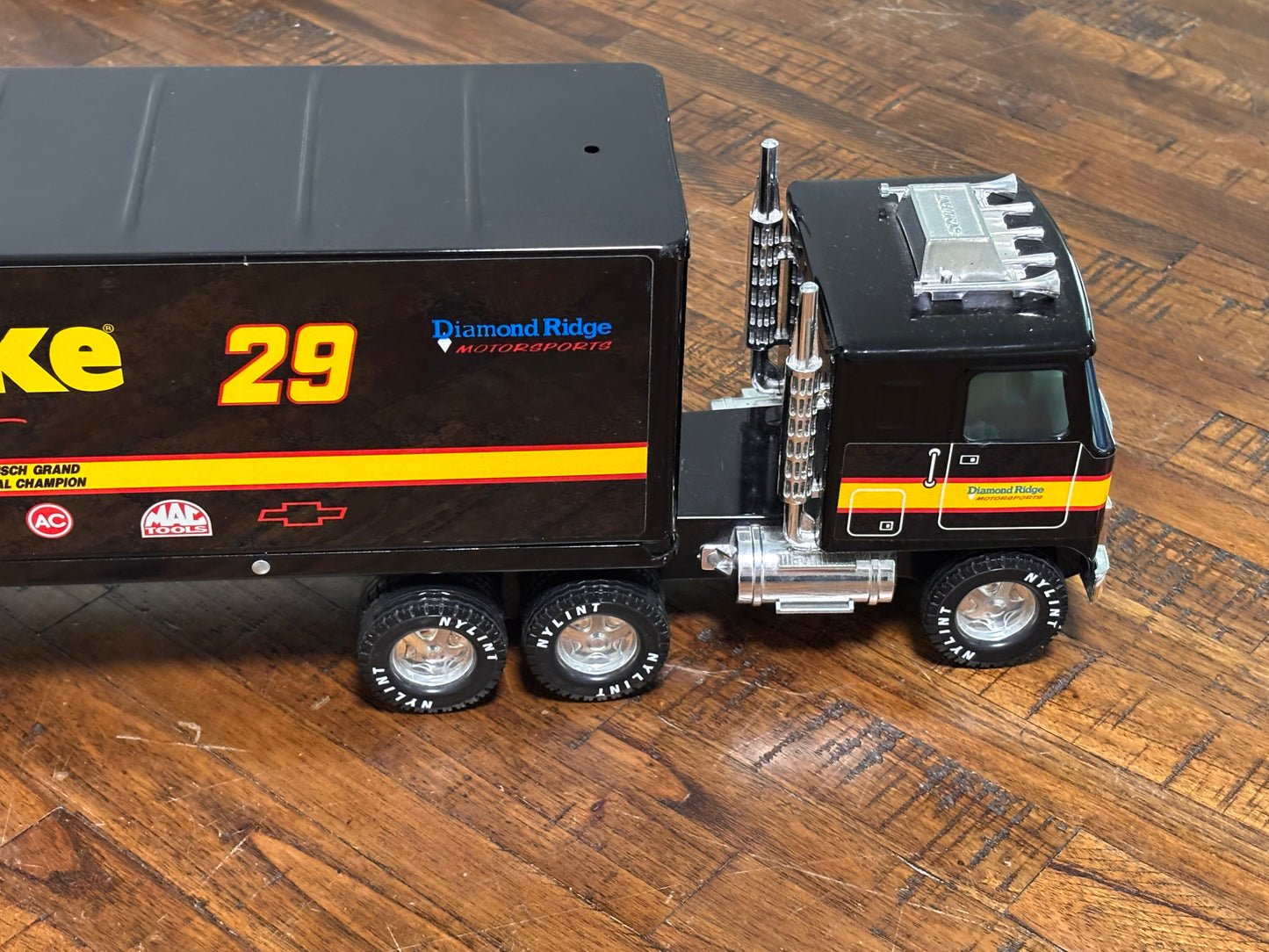 Nylint GMC 18 Wheeler NASCAR #29 Meineke Team Steve Grissom 22” Steel #911-Z