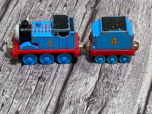 Thomas the Train Tank Engine & Tender Toy Diecast 2009 Gullane Mattel