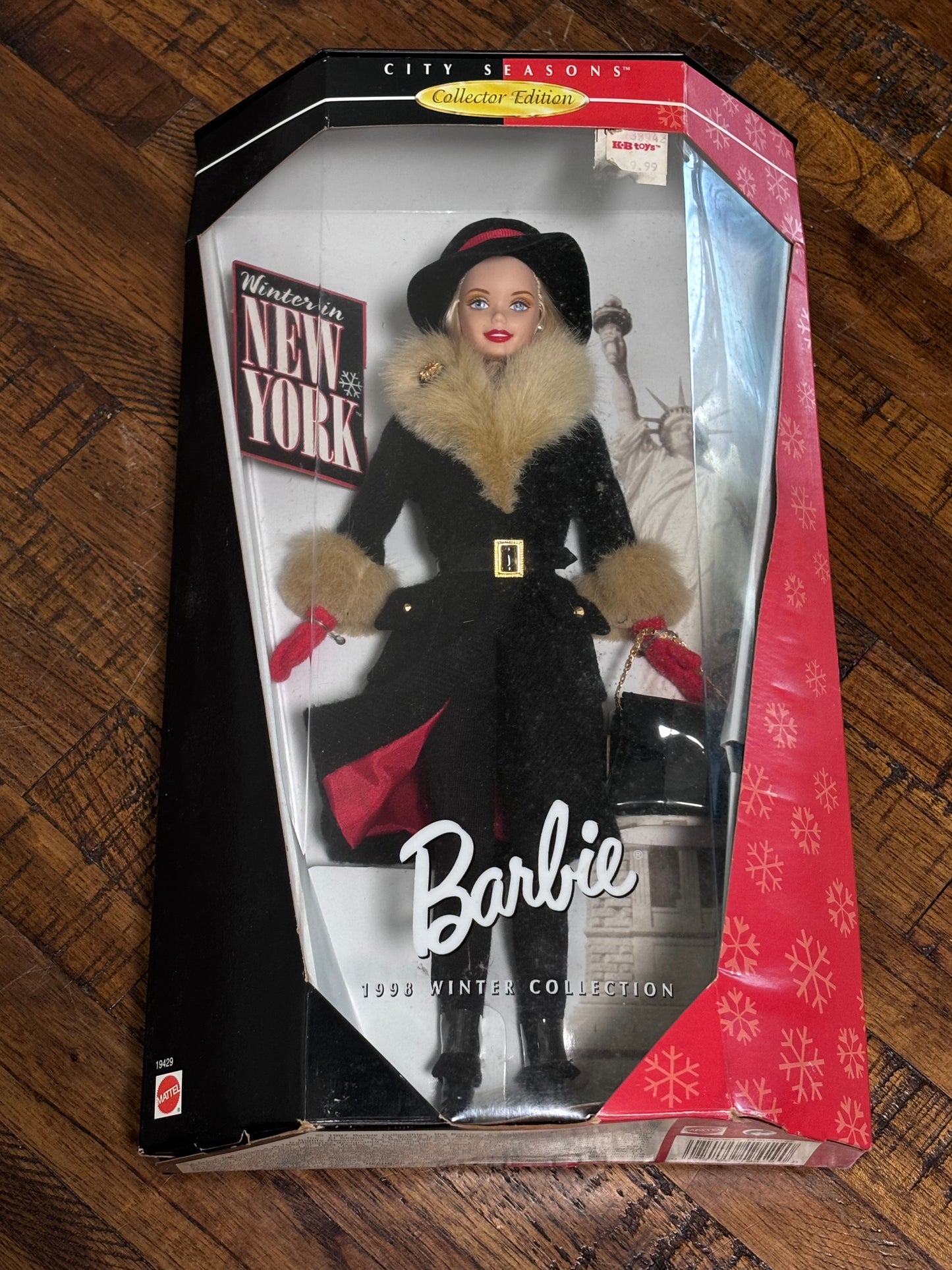 Winter In New York Barbie Doll City Seasons Winter Collection 1998 #19429 New