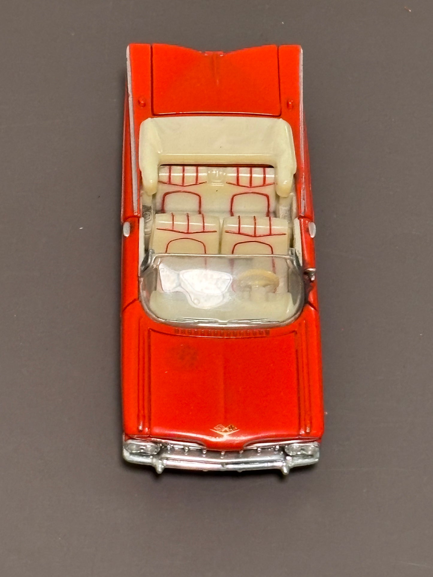 Road Champs 1959 Red Cream Chevy Impala Die-Cast Model Car 1:43 Scale 1998