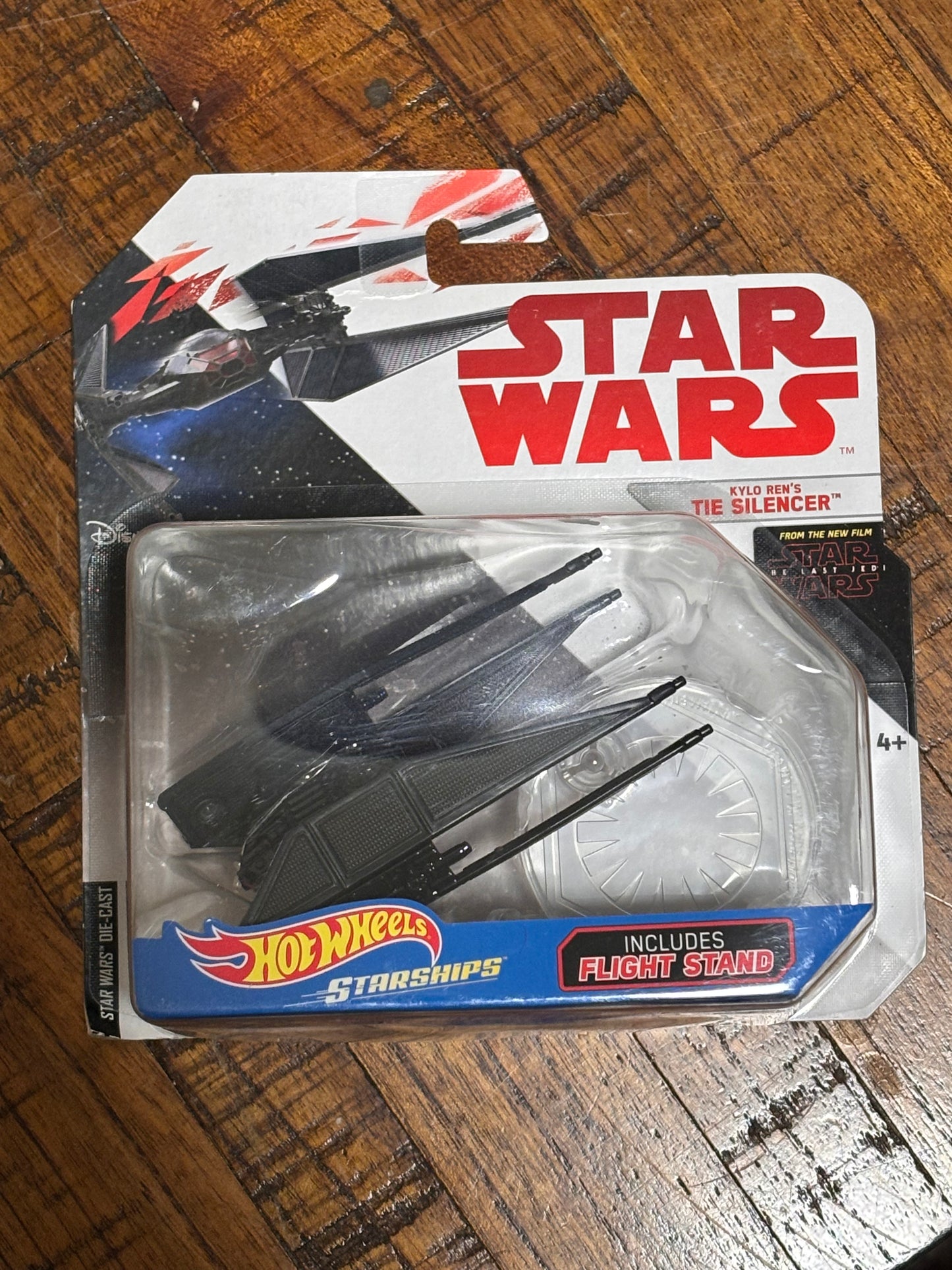 Disney Hot Wheels Mattel Star Wars The Last Jedi with Flight Stand 2017 Kylo Ren’s Tie Silencer Die Cast New