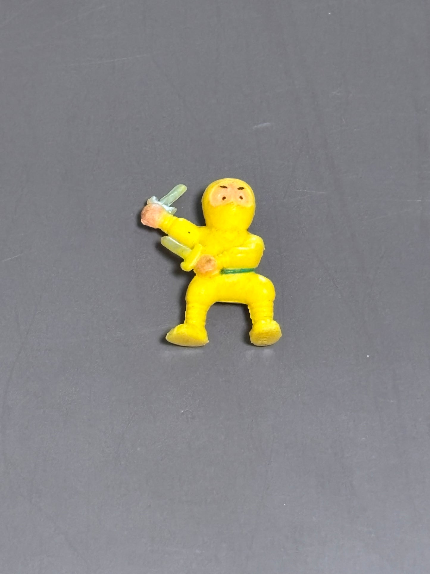 Ninja Mites Mini Yellow Figure Ninja Small Toy 1" Martial Asian Sai Vending Machine