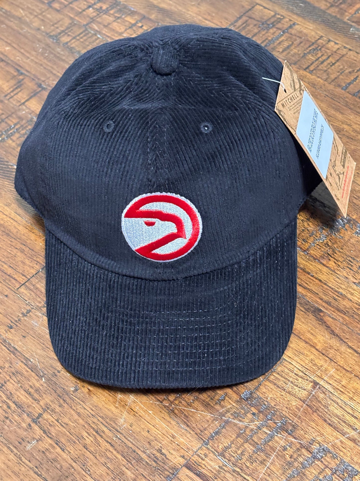 Atlanta Hawks Mitchell & Ness NBA Basketball HWC Hardwood Classic Dad Logo Adjustable Strap Back Corduroy Black Red Hat Cap New NWT