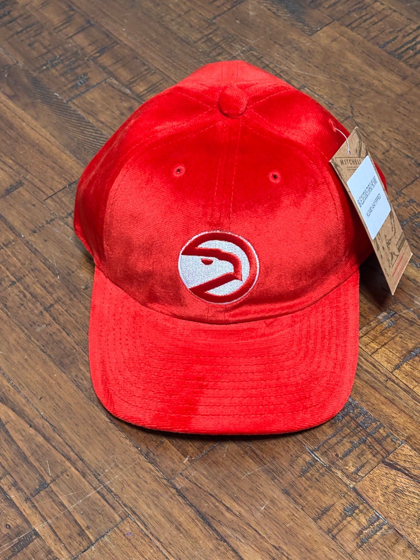 Atlanta Hawks Mitchell & Ness NBA Basketball HWC Hardwood Classics Velour Scrunch Adjustable Snap Back White Red Hat Cap New NWT