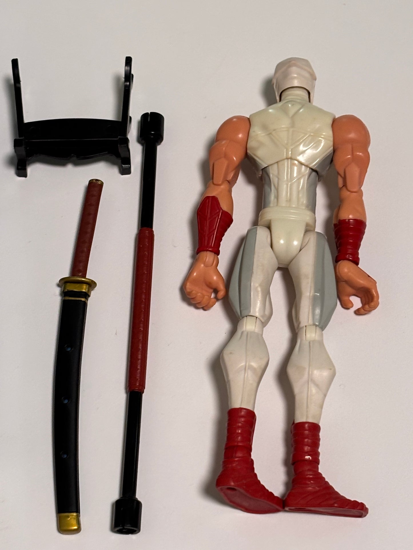 2005 C1 GI JOE Sigma 6 Storm Shadow Action Figure w/Footlocker Case White
