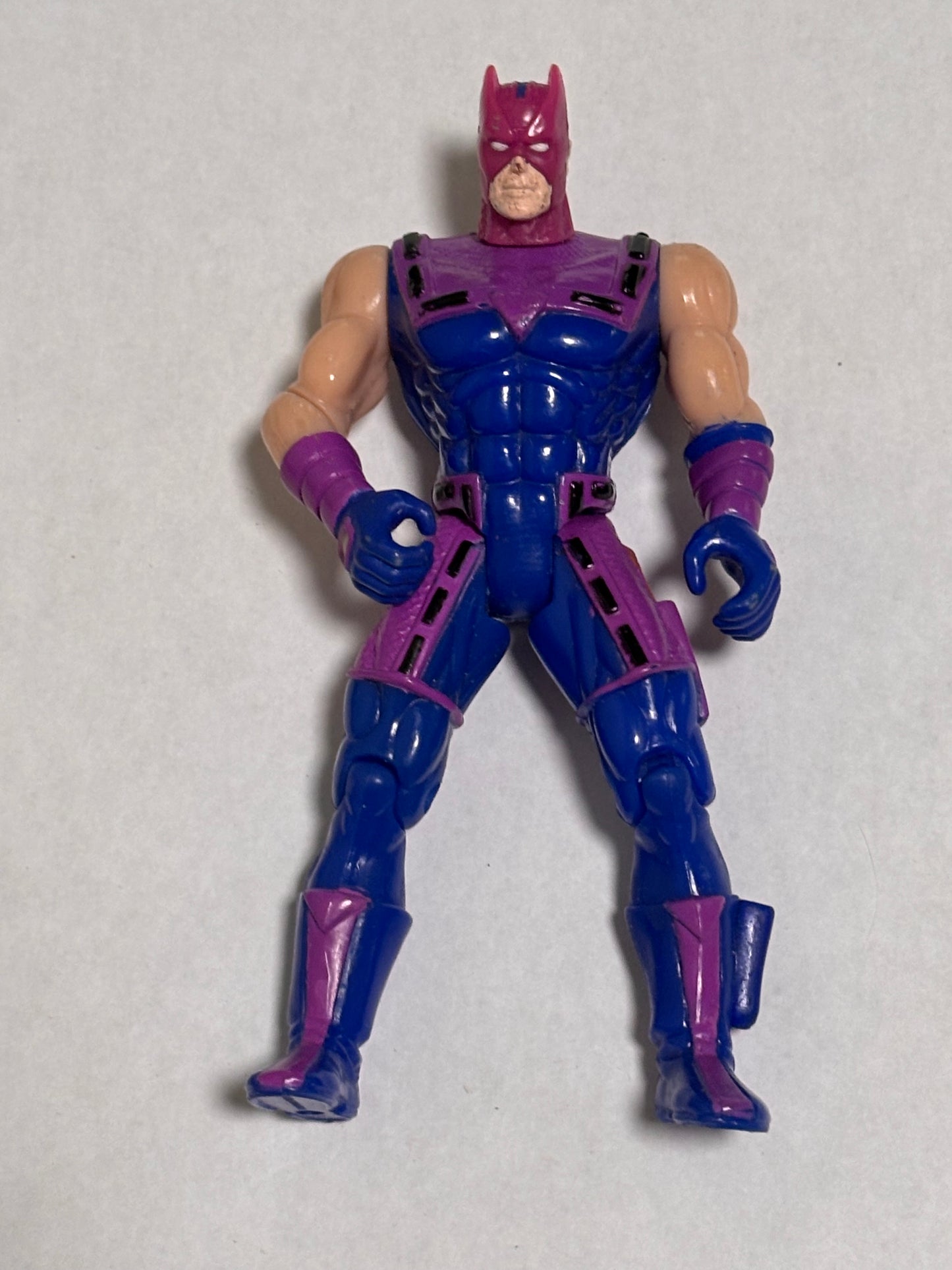 Marvel 1995 Toy Biz Inc. Iron Man Animated Series Hawkeye Action Figure 5”
