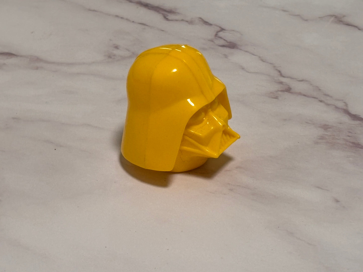 Star Wars Yellow Darth Vader Candy Holder Vending Machine Capsules
