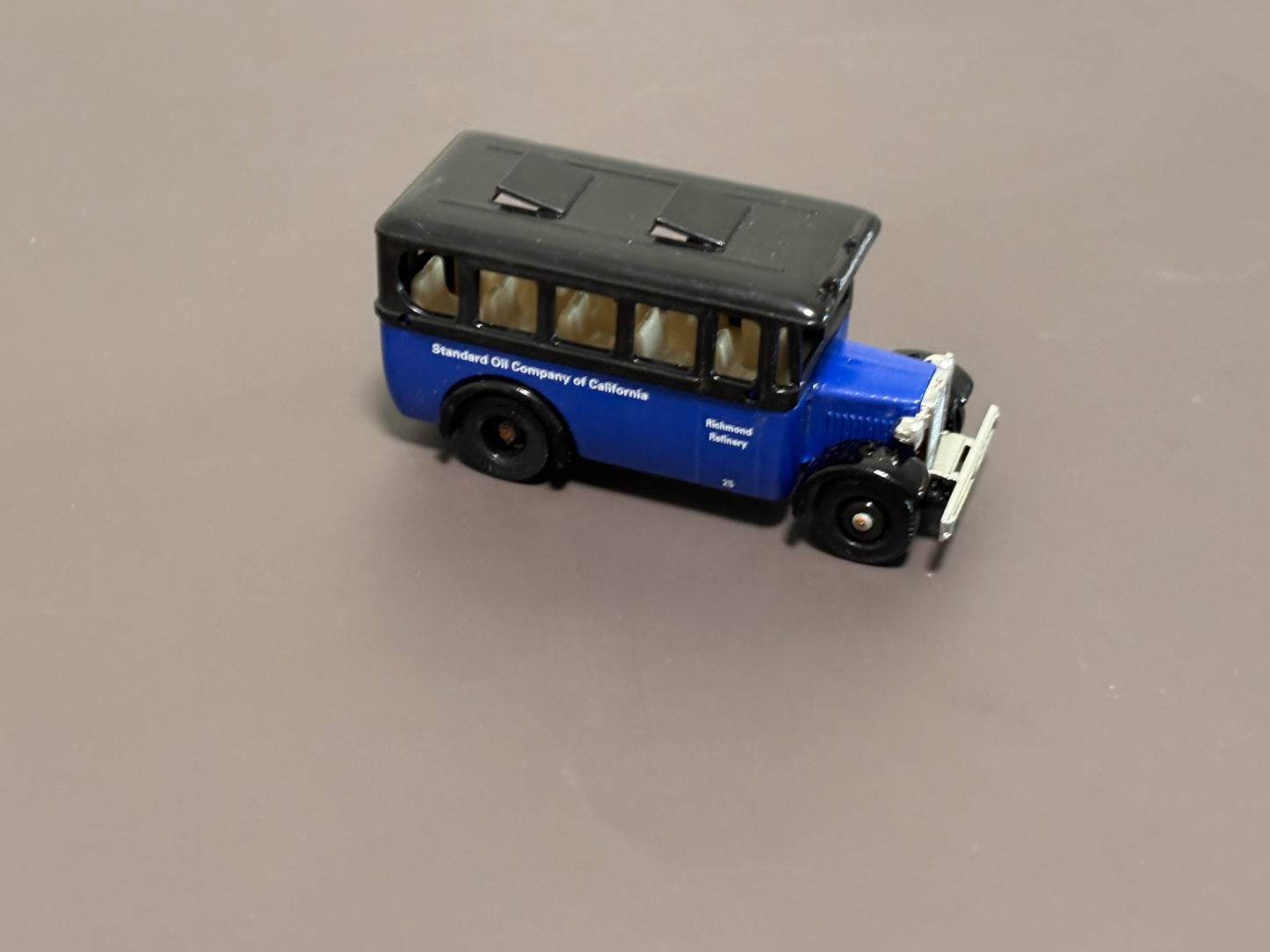 Chevron Richmond Refinery Transportation Bus By Lledo Made In England