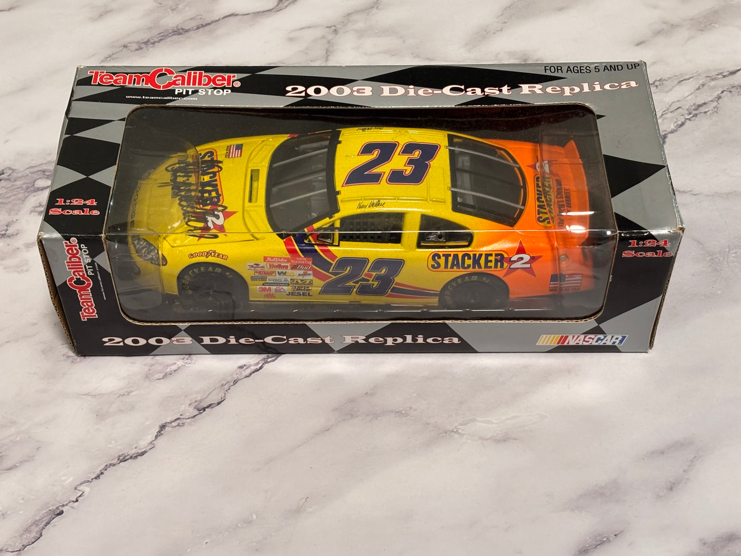 Autographed Kenny Wallace #23 2003 Diecast 1:24 scale Stacker 2 Team Caliber Pit