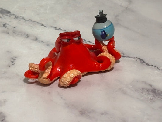 Disney Pixar Finding Dory Hank the Octopus w/ Dory in Coffee Pot PVC Figure 3.5"