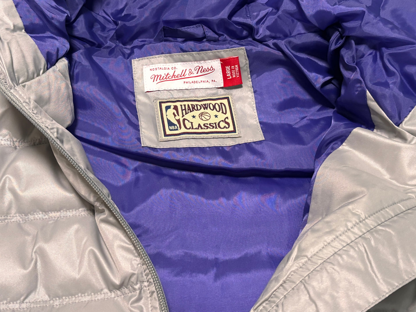 Utah Jazz Mitchell & Ness NBA Retro Hardwood Classic HWC Starter Puffer Winter Full Zipper Pullover Hooded Hood Jacket  Purple Gray Silver Mens Large L New NWOT