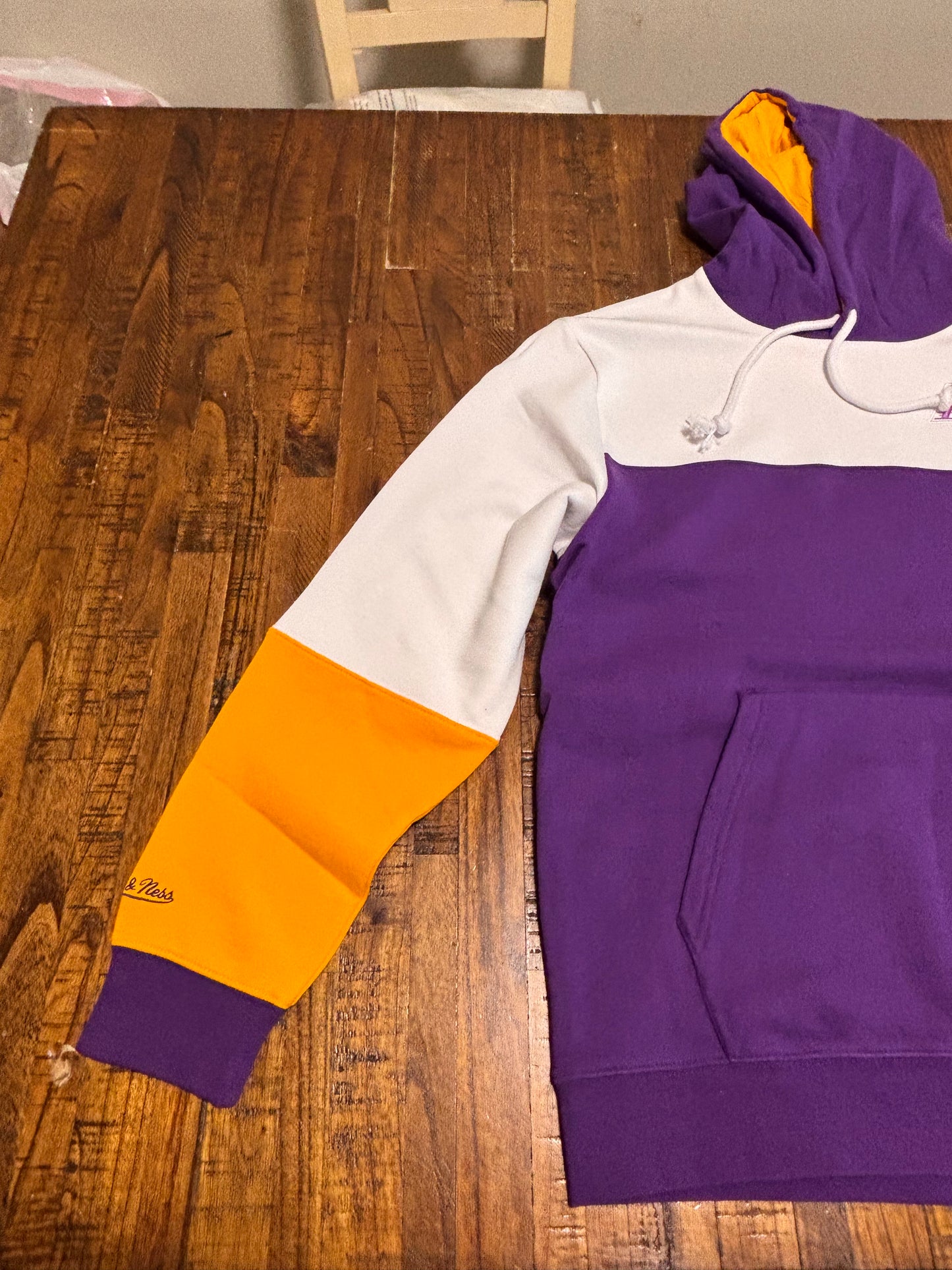 Los Angeles LA Lakers Mitchell & Ness HWC Hardwood Classic Nba Retro Fusion 2.0 Colorblock Pullover Hoodie Men’s Large L New NWOT