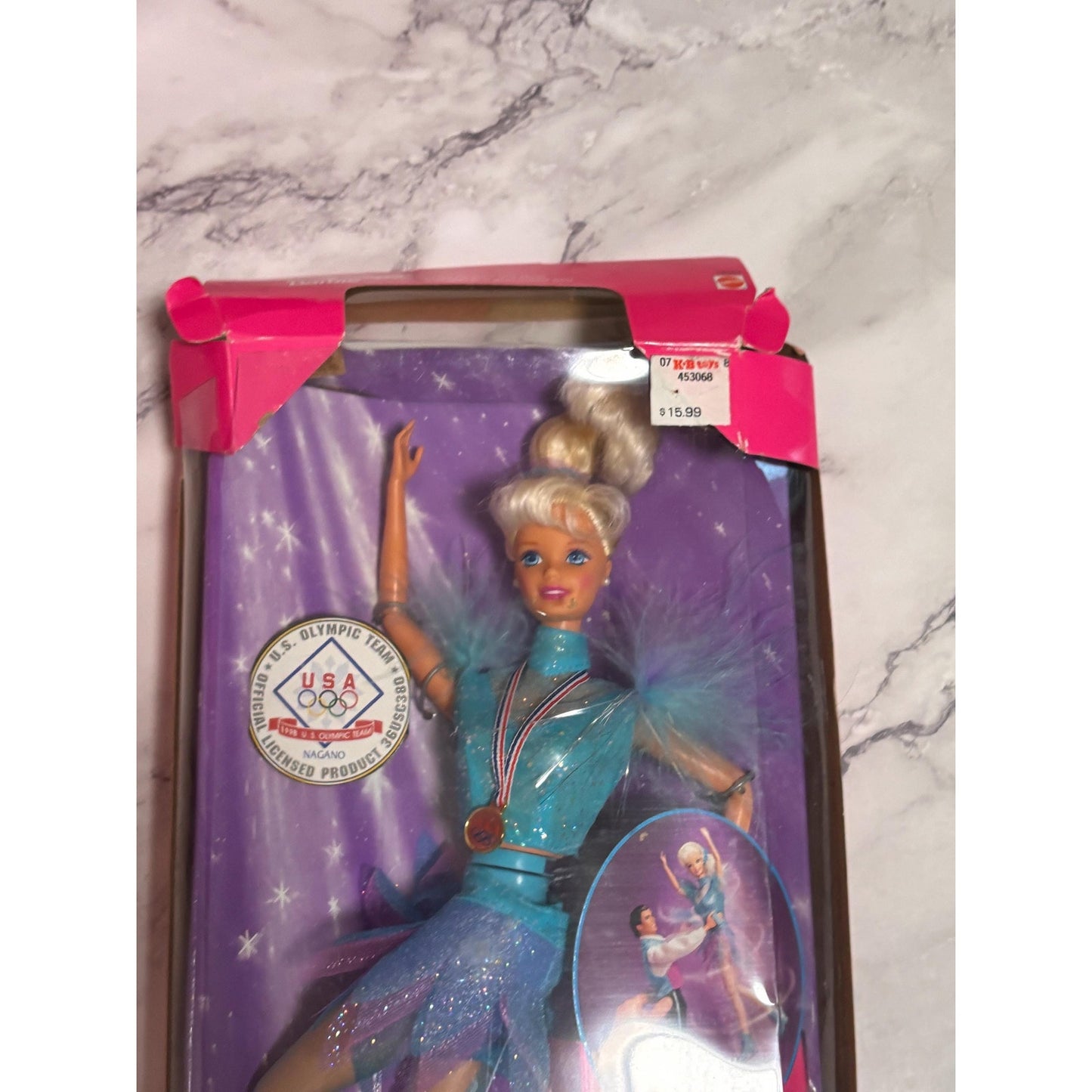 Mattel Olympic Figure Skater Barbie USA #18501 1997 Skate and Spin 90s Doll