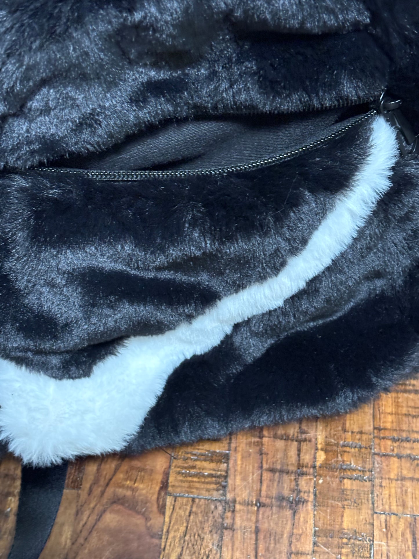 Nike Sportswear Futura 365 Faux Fur Mini Backpack Black FB3049-010 New NWT