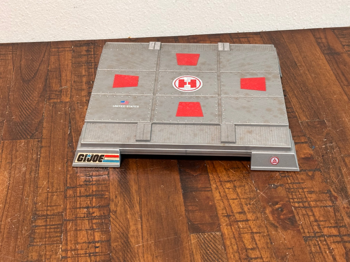 Vintage Hasbro GI Joe ARAH 1983 Headquarters Command Center Helipad Part M-3543