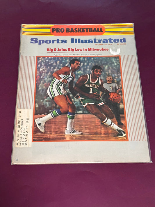 October 26, 1970 Oscar Robinson The Big O Milwaukee Bucks Sports Illustrated 10/26/70