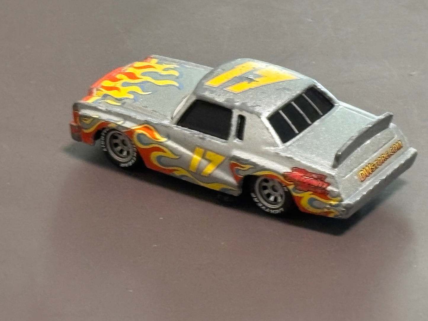 Disney Pixar Cars Diecast Silver Darrell Cartrip Monte Carlo #17 Flames 1:64