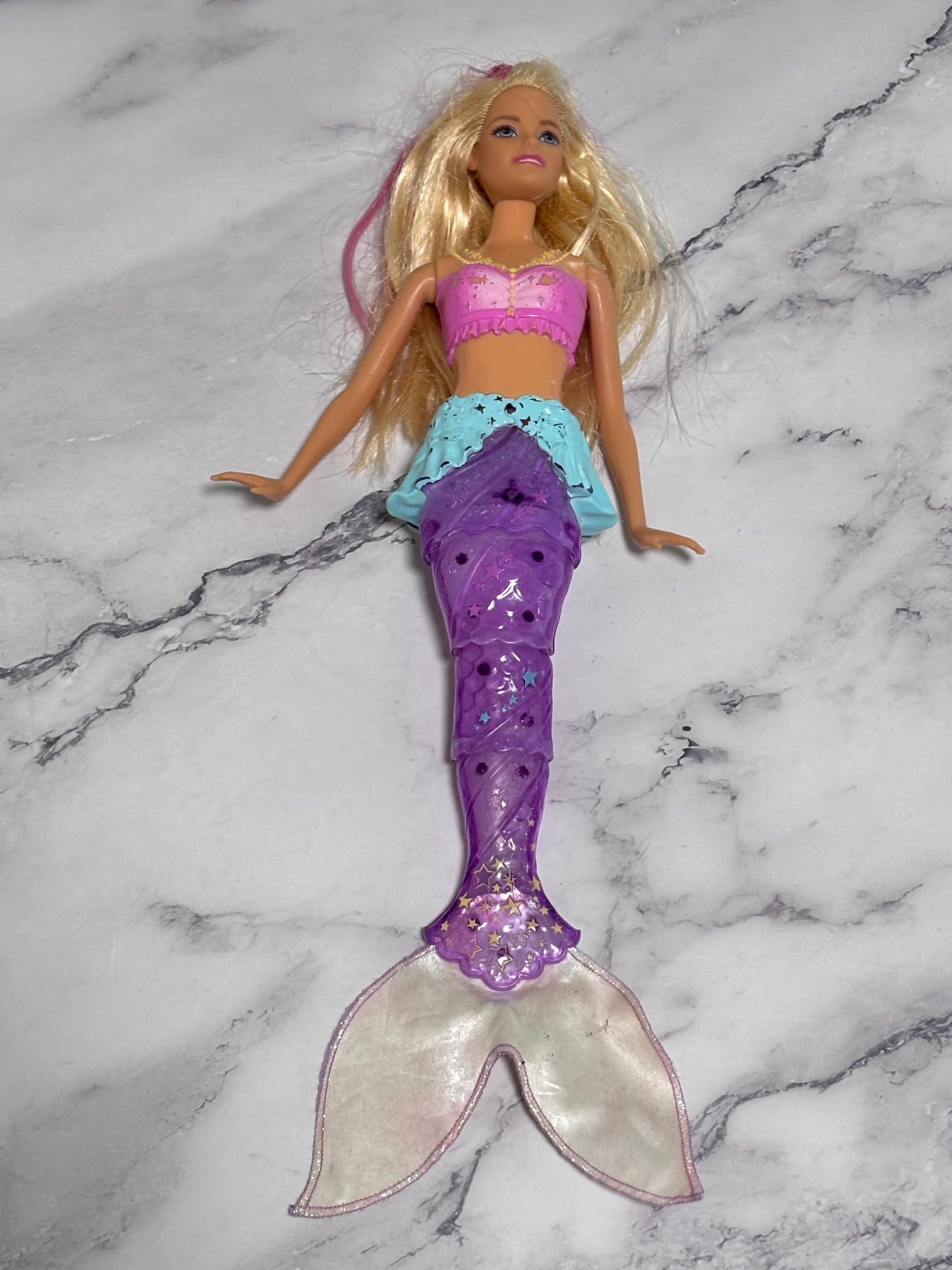 Barbie Dreamtopia Sparkle Lights Mermaid Doll GFL82 2016