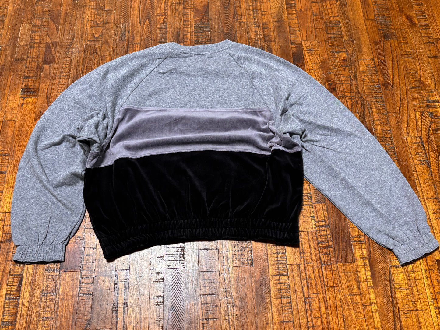 Houston Rockets Mitchell & Ness NBA Retro Hardwood Classic HWC Velour Split Team Logo Long Sleeve Pullover Soft Sweat Shirt Heather Gray Black Women’s Small S New NWOT