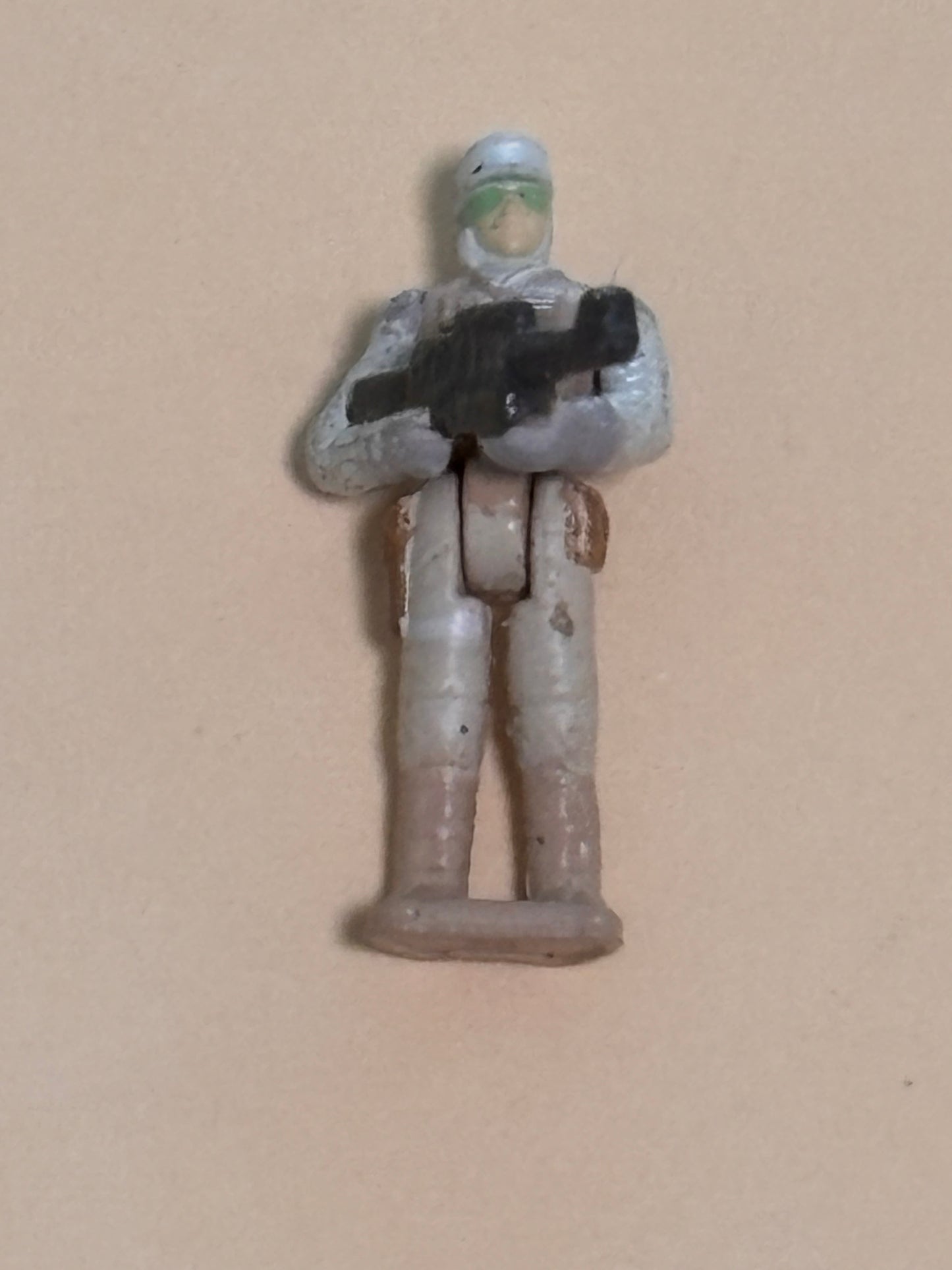 Star Wars Micro Machines Action Fleet Planet Hoth Rebel Soldier Trooper 1”