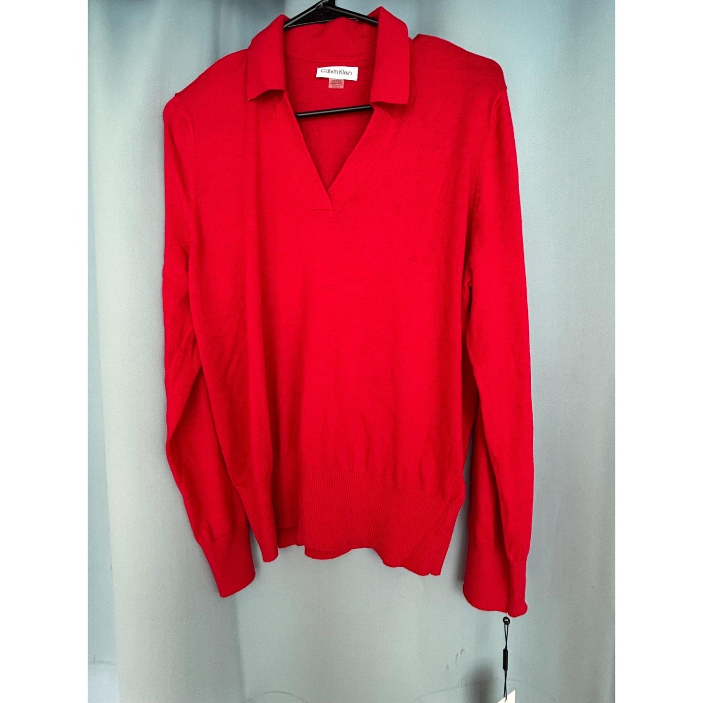 Calvin Klein Scarlet Extra Fine Merino Blend V-Neck Sweater NWT XL