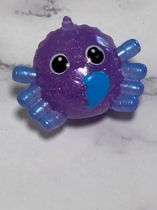 Zuru Surprise Mini Spider Bat Wings Purple 1”
