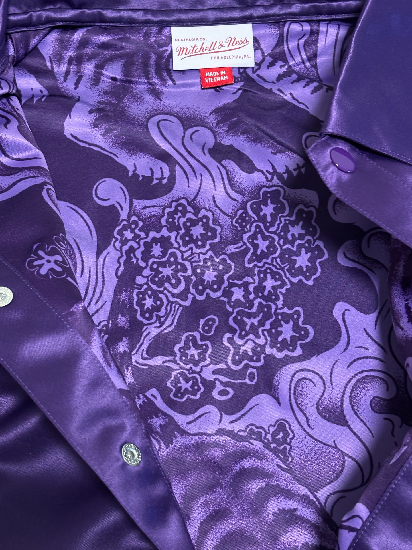 Los Angeles LA Lakers Mitchell & Ness HWC Hardwood Classic Chinese New Year 4.0 Full-Snap Shooting Shirt Purple Mens Large L New NWOT