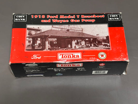 Gearbox Tonka 1918 Ford Model T Runabout Coin Bank & Wayne Gas Pump Texaco 57625