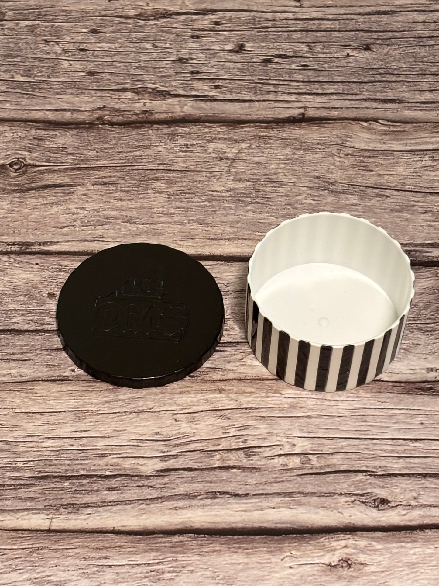 LOL Surprise OMG Doll Accessory Hat Black White Striped Box With Lid Groovy Babe