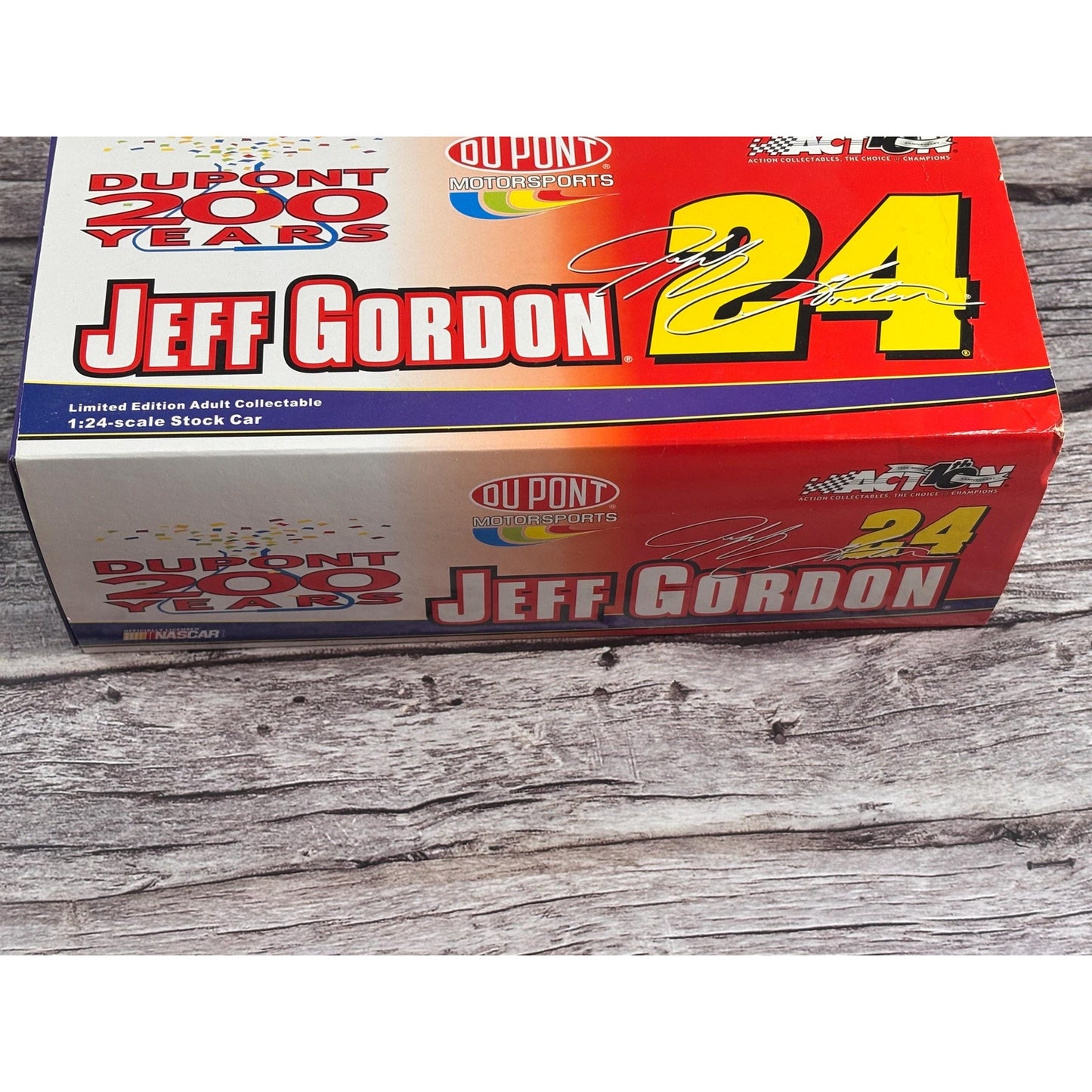 Action 2002 Monte Carlo #24 Jeff Gordon Dupont 200th Anniversary Diecast 1:24