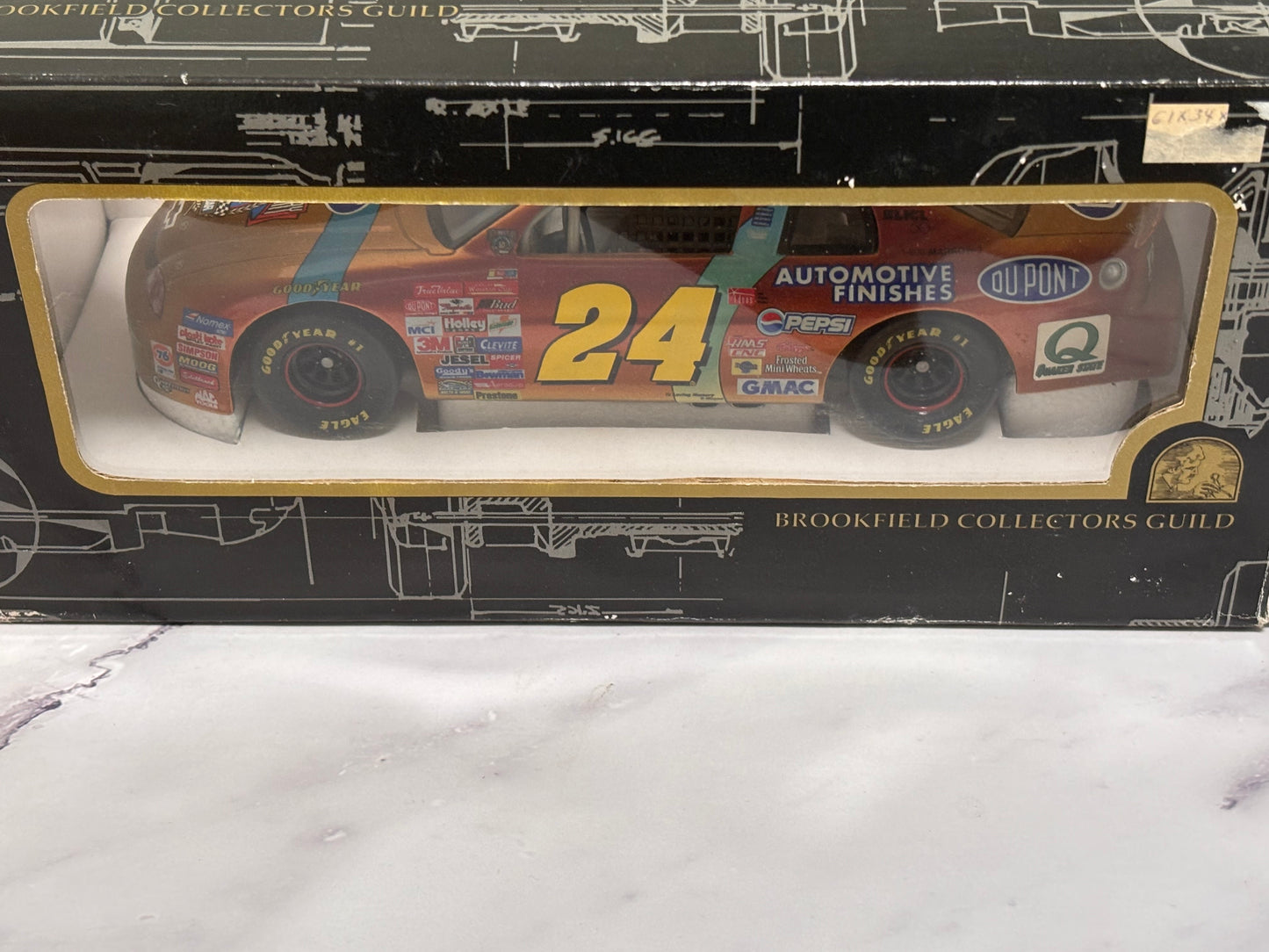Brookfield Collectors Guild Jeff Gordon #24 Chromalusion Dupont 1997 1/24 Scale