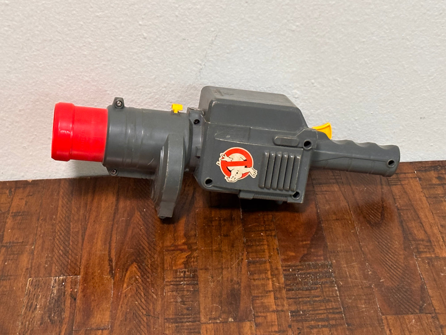 Vintage Kenner 1984 Real Ghostbusters Ghost Zapper Projector Blaster