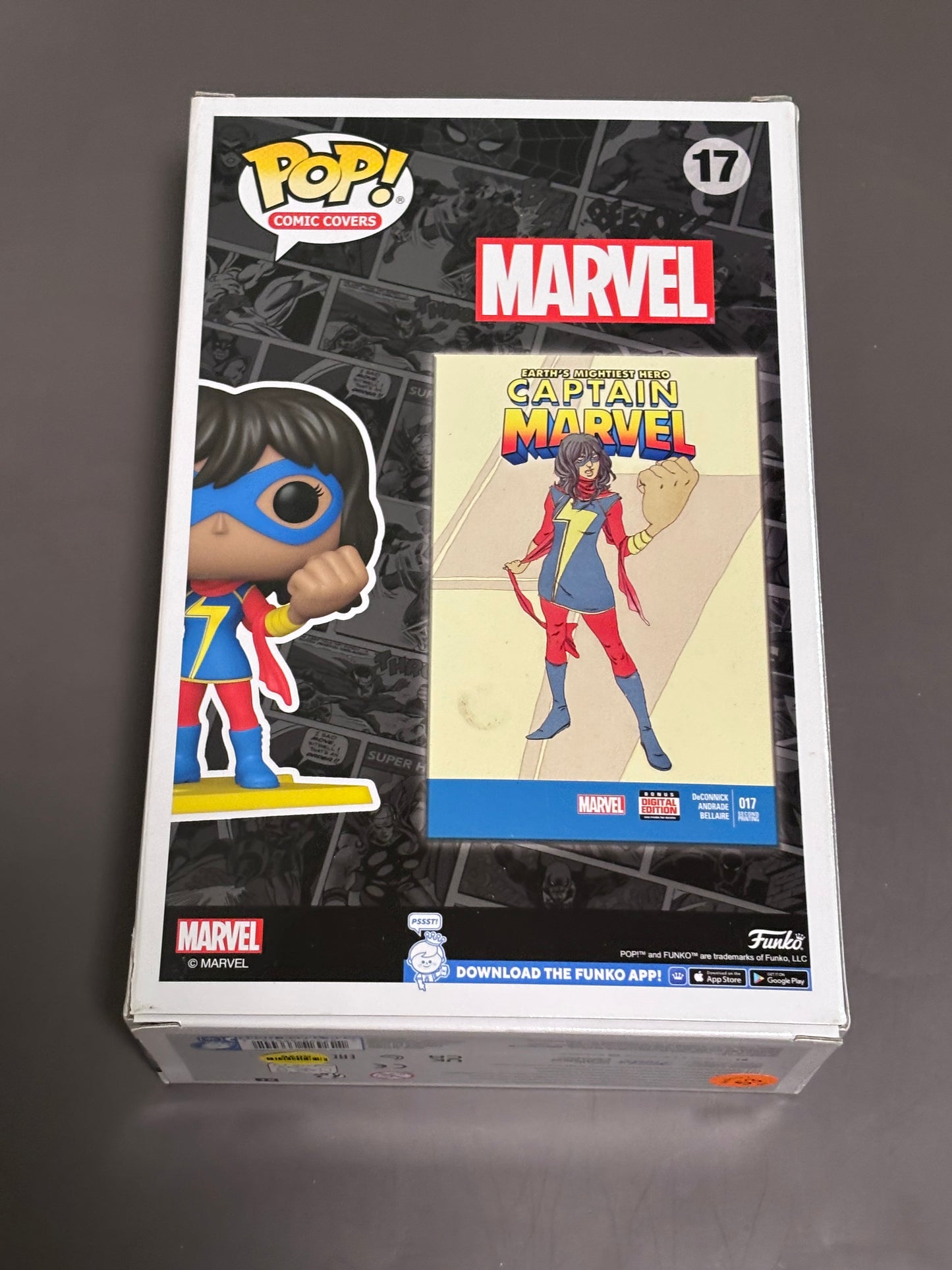 Funko Pop! Comic Covers Captain Marvel 17 2nd Print Target Exclusive Kamala Khan