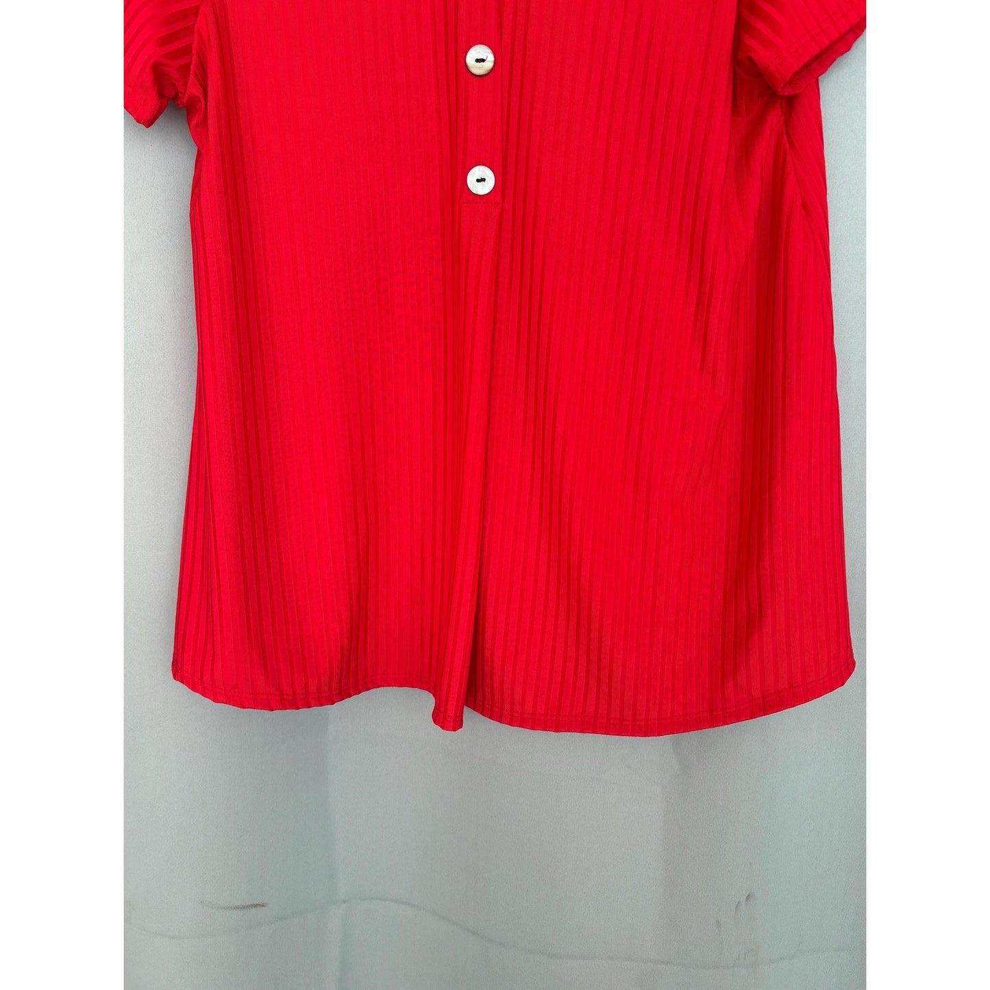 Star Vixen Red Ribbed Top Petite L NWT
