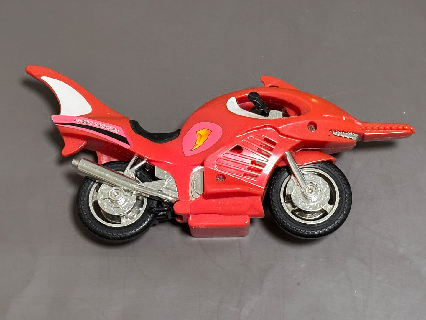 1995 Bandai Mighty Morphin Power Rangers Pink Ranger's Shark Cycle