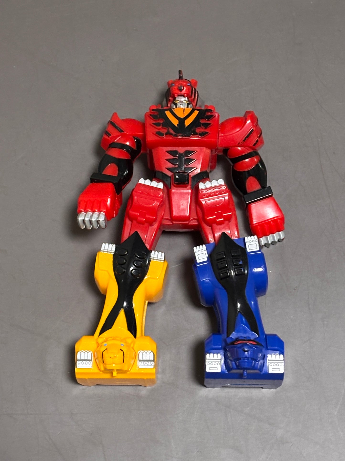 Power Rangers 6" Jungle Fury Megazord 2007 Red Action Figure Toy Bandai