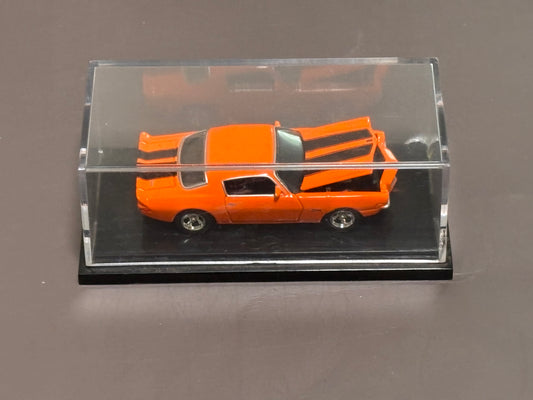 Hot Wheels F.A.O. Schwarz 1970 Chevrolet Chevy Camaro Orange Limited 1:64