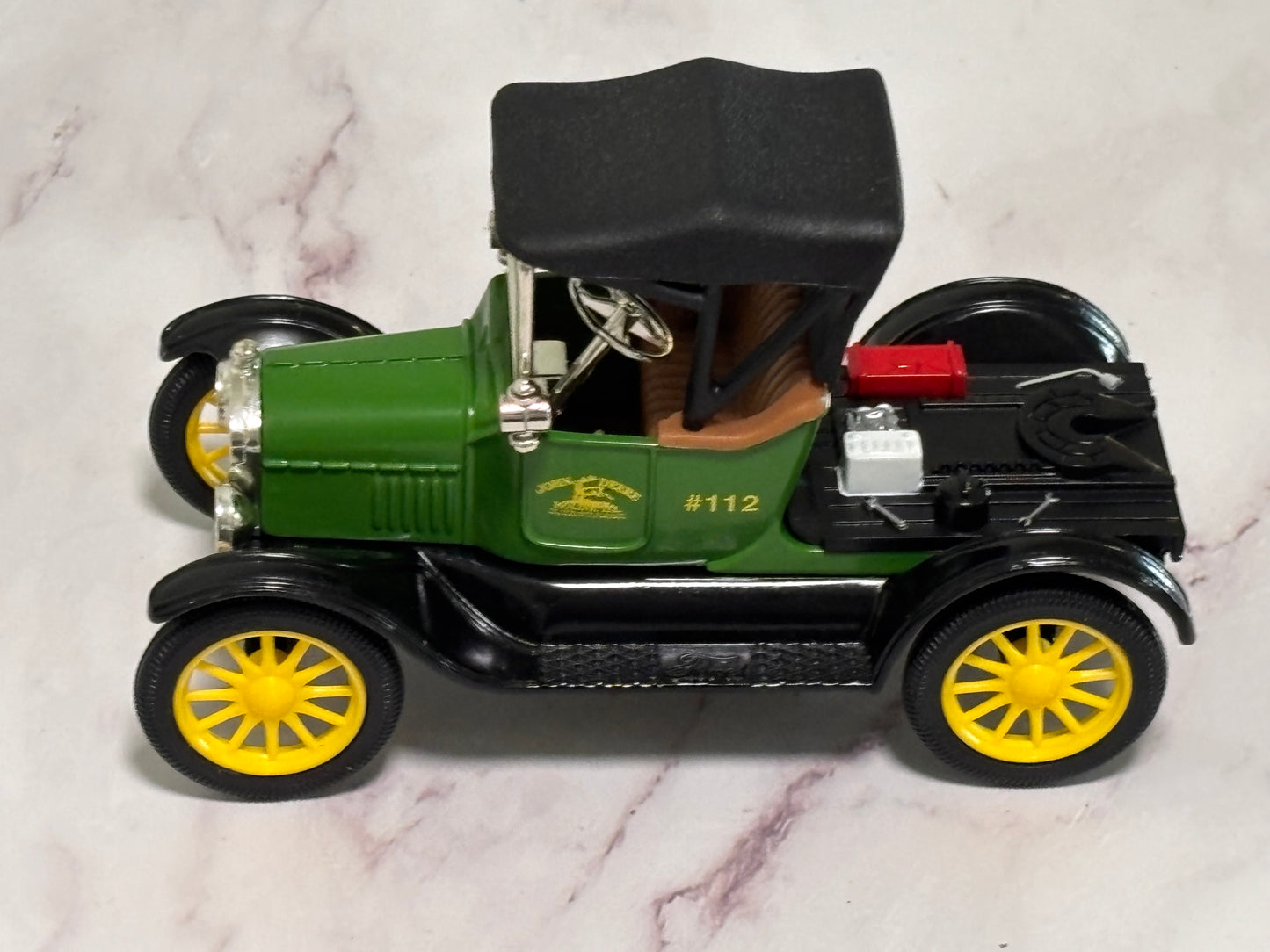 John Deere - ERTL 1918 Ford Model T Runabout with Trailer - Bank Diecast Vintage