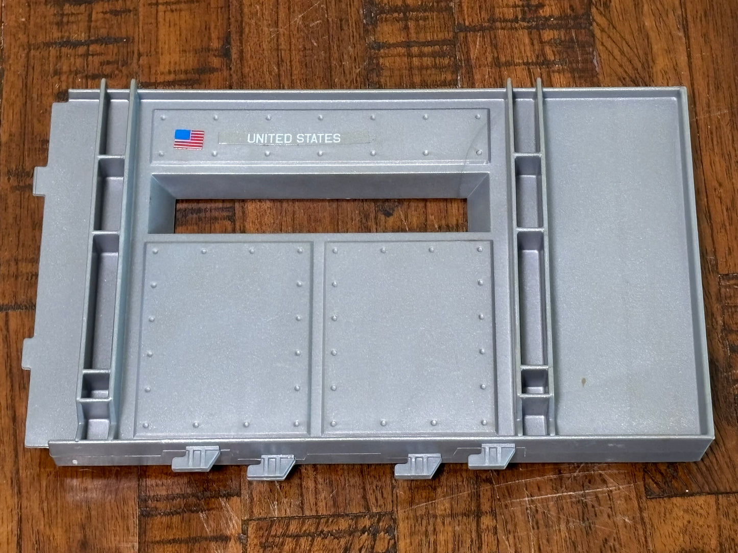 Vintage GI Joe 1983 Headquarters Command Center Part Right Front Wall Tank Side