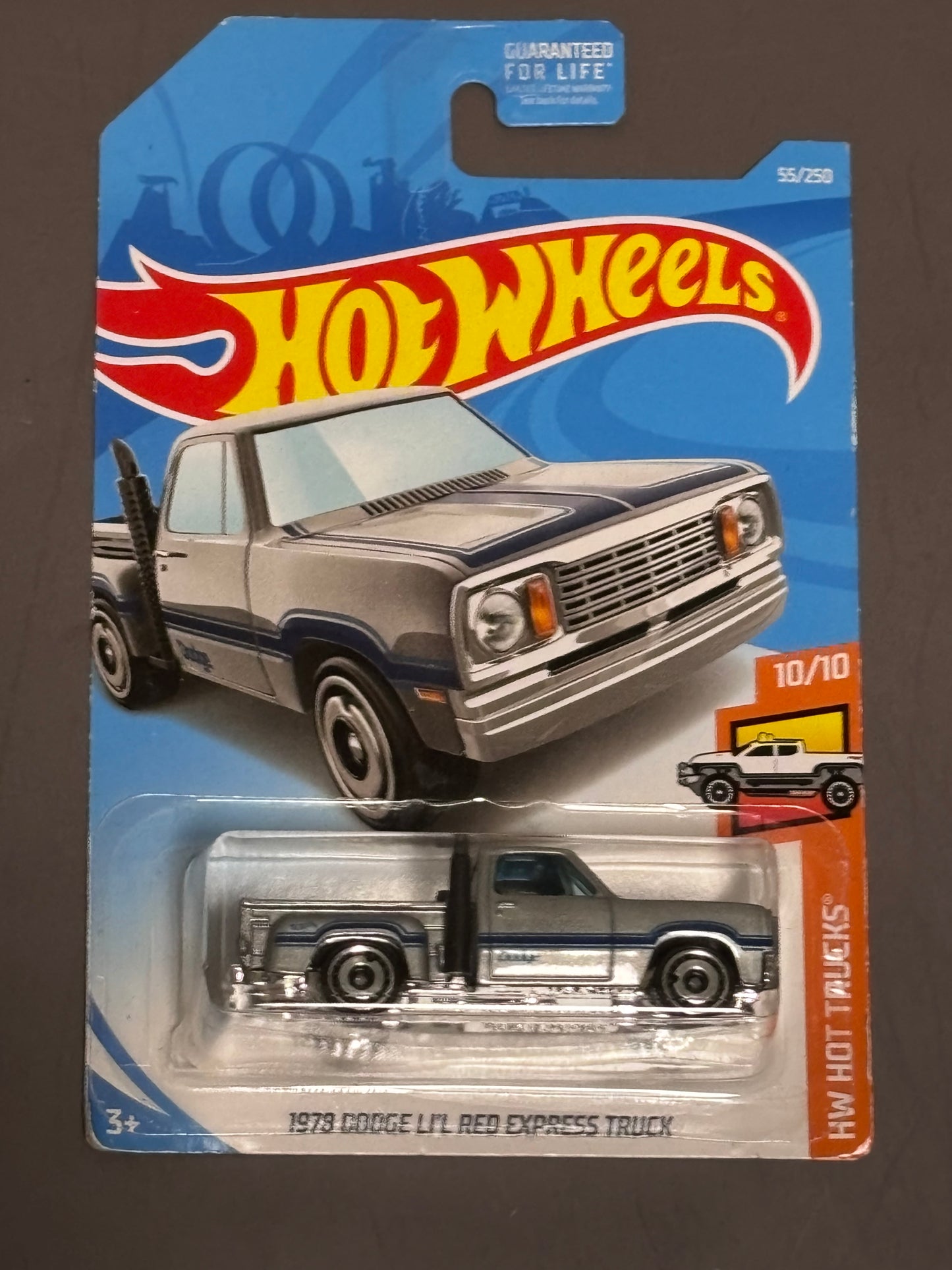 Hot Wheels 1978 Dodge Li'l Red Express (2018) HW Hot Trucks 10/10 Silver Truck 55