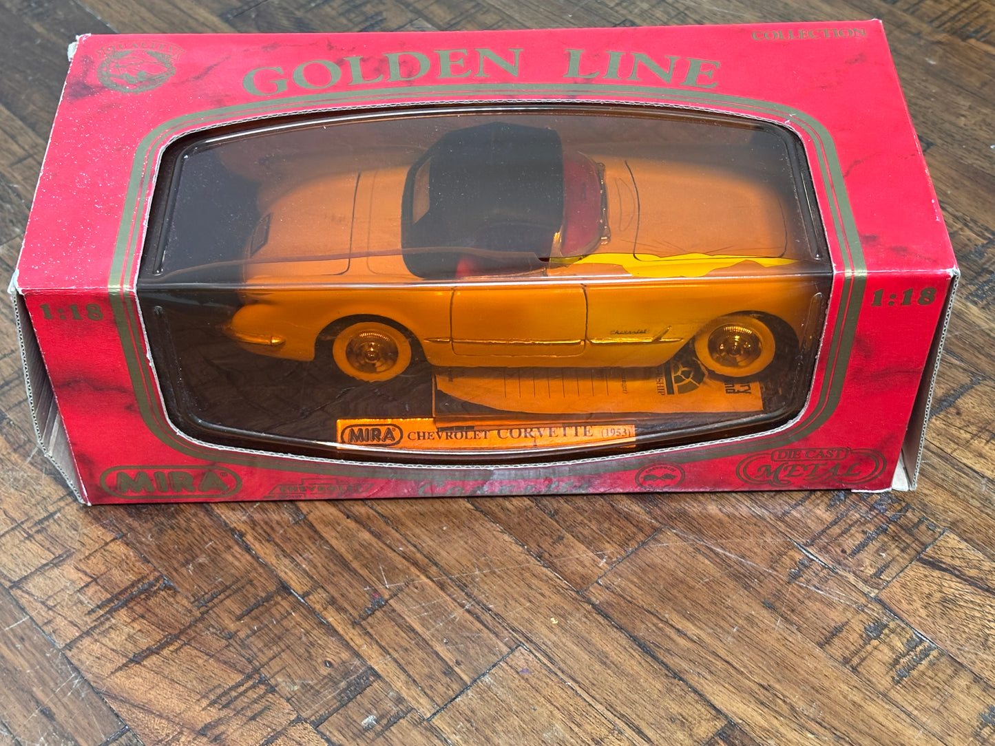 Mira ~ Golden Line 1953 Chevrolet Corvette Convertible White 1:18 Metal Diecast