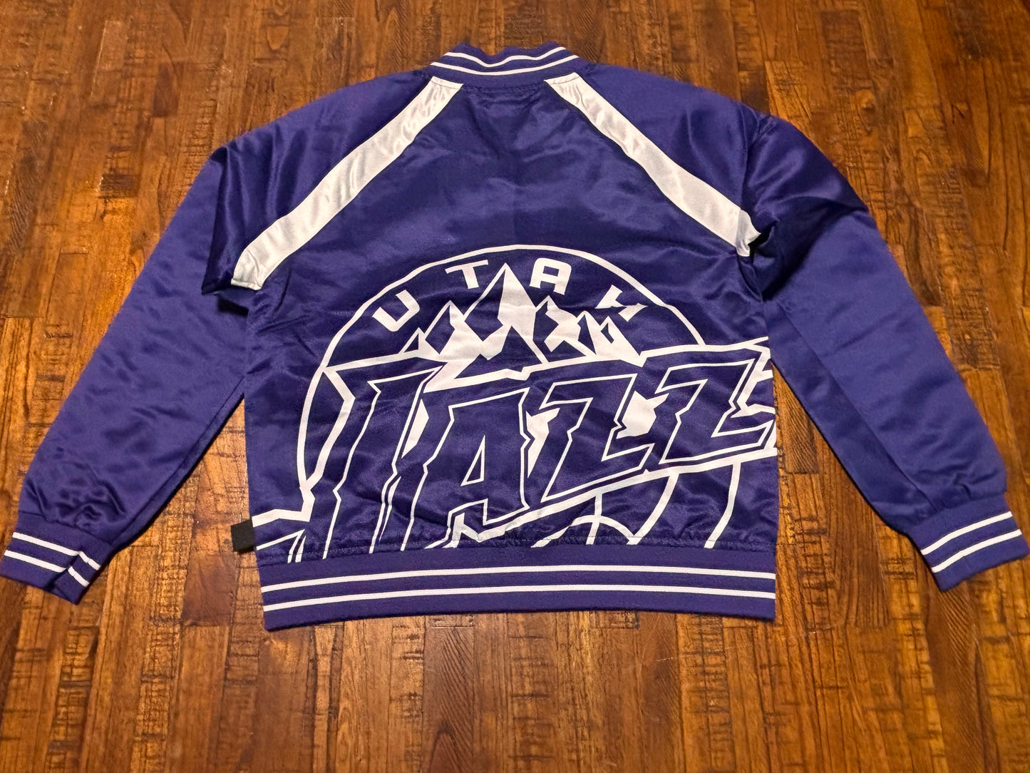 Utah Jazz Mitchell & Ness NBA Retro Hardwood Classic HWC Full-Snap Button Pullover Long Sleeve Wind Breaker Jacket Women’s Purple Teal White Medium M New NWOT