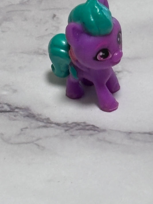 My Little Pony Mini World Magic Mini Equestria Crystal Brighthouse 2002 1”