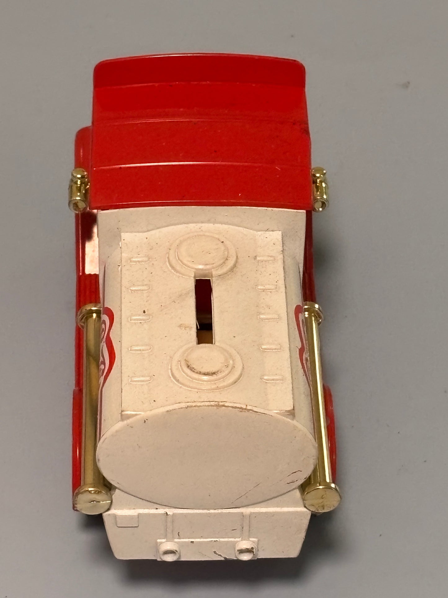 Golden Classic Die-Cast Pepsi-Cola Delivery Truck Coin Bank 1:24 Scale 1996