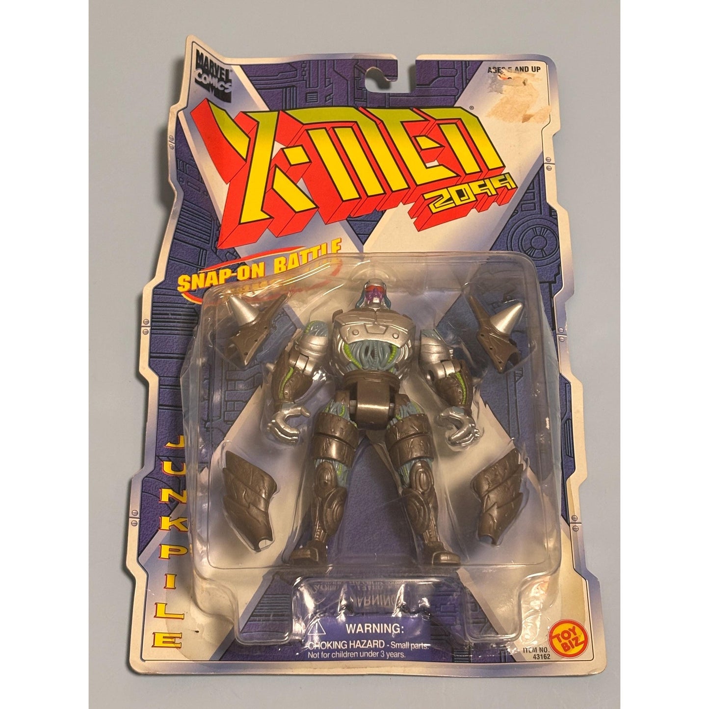 1996 Marvel X-Men 2099 Junkpile Snap-on Battle Armor Action Figure ToyBiz